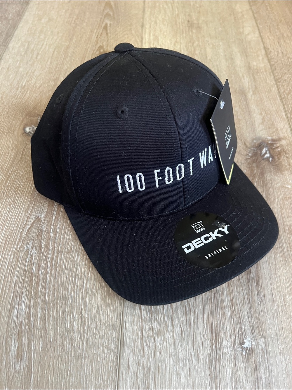 Decky - Black '100 Foot Wave' Embroidered Baseball Cap, NEW WITH TAGS